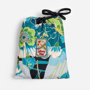 Johnny Was beach towel/blanket with bag nwt